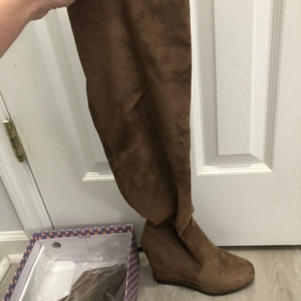 Betoni bf Wedge Knee High Boots